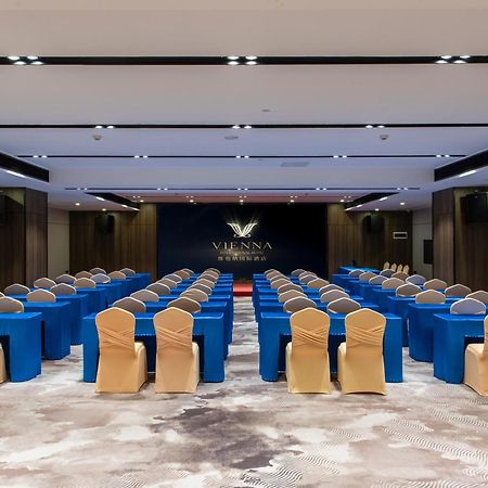 Vienna International Hotel Guangzhou Baiyun International Conference Center מראה חיצוני תמונה