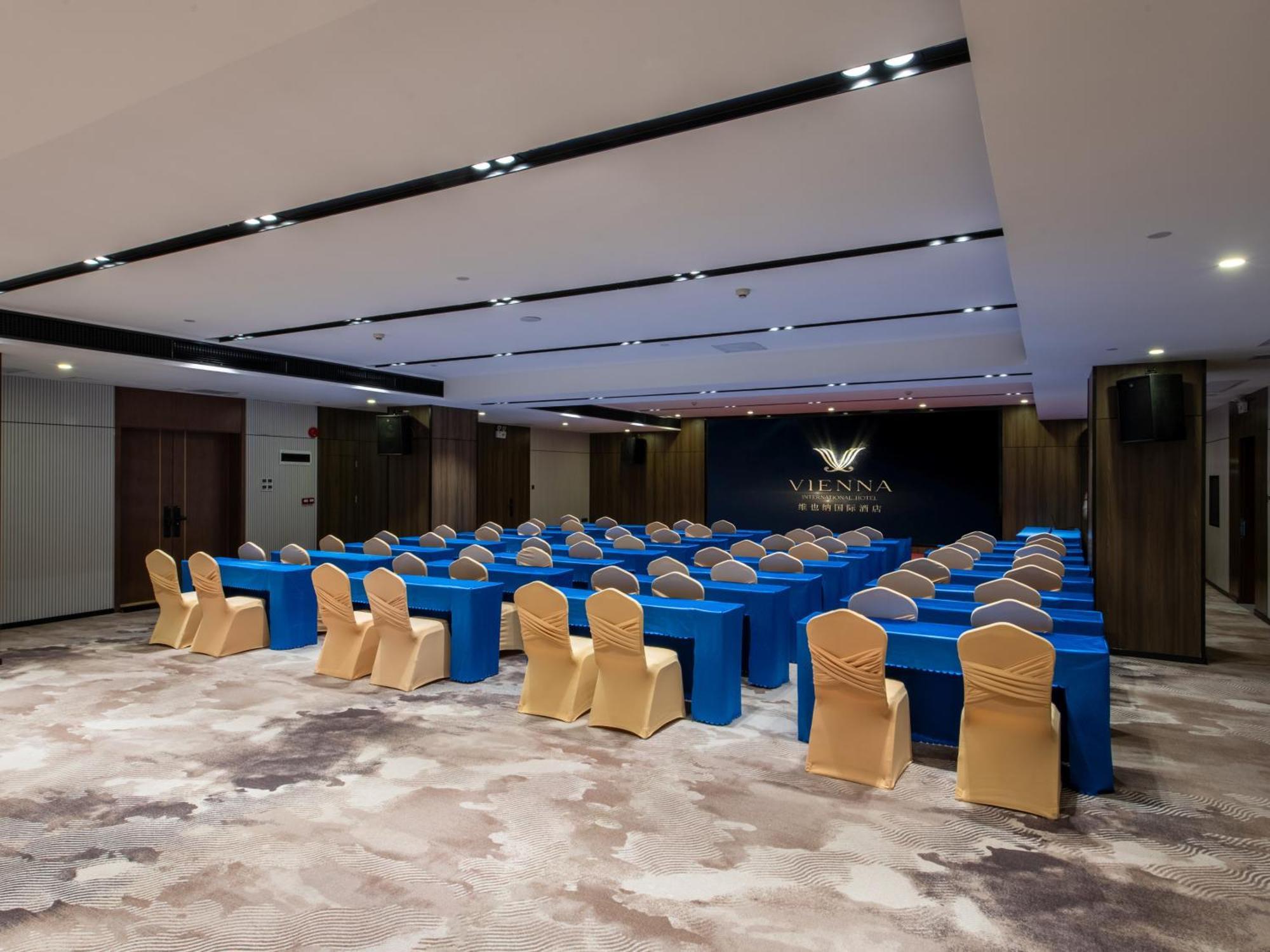 Vienna International Hotel Guangzhou Baiyun International Conference Center מראה חיצוני תמונה