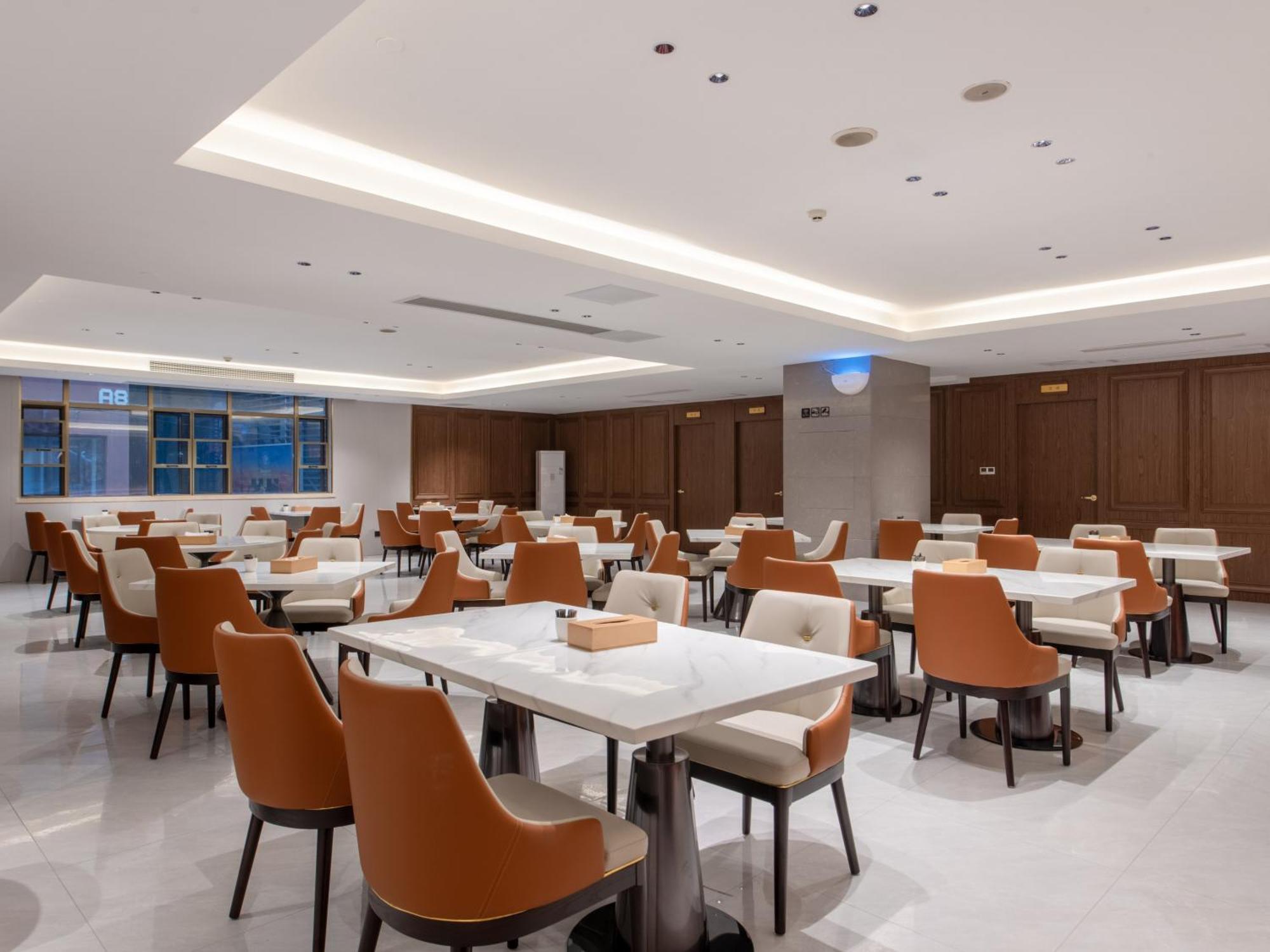 Vienna International Hotel Guangzhou Baiyun International Conference Center מראה חיצוני תמונה