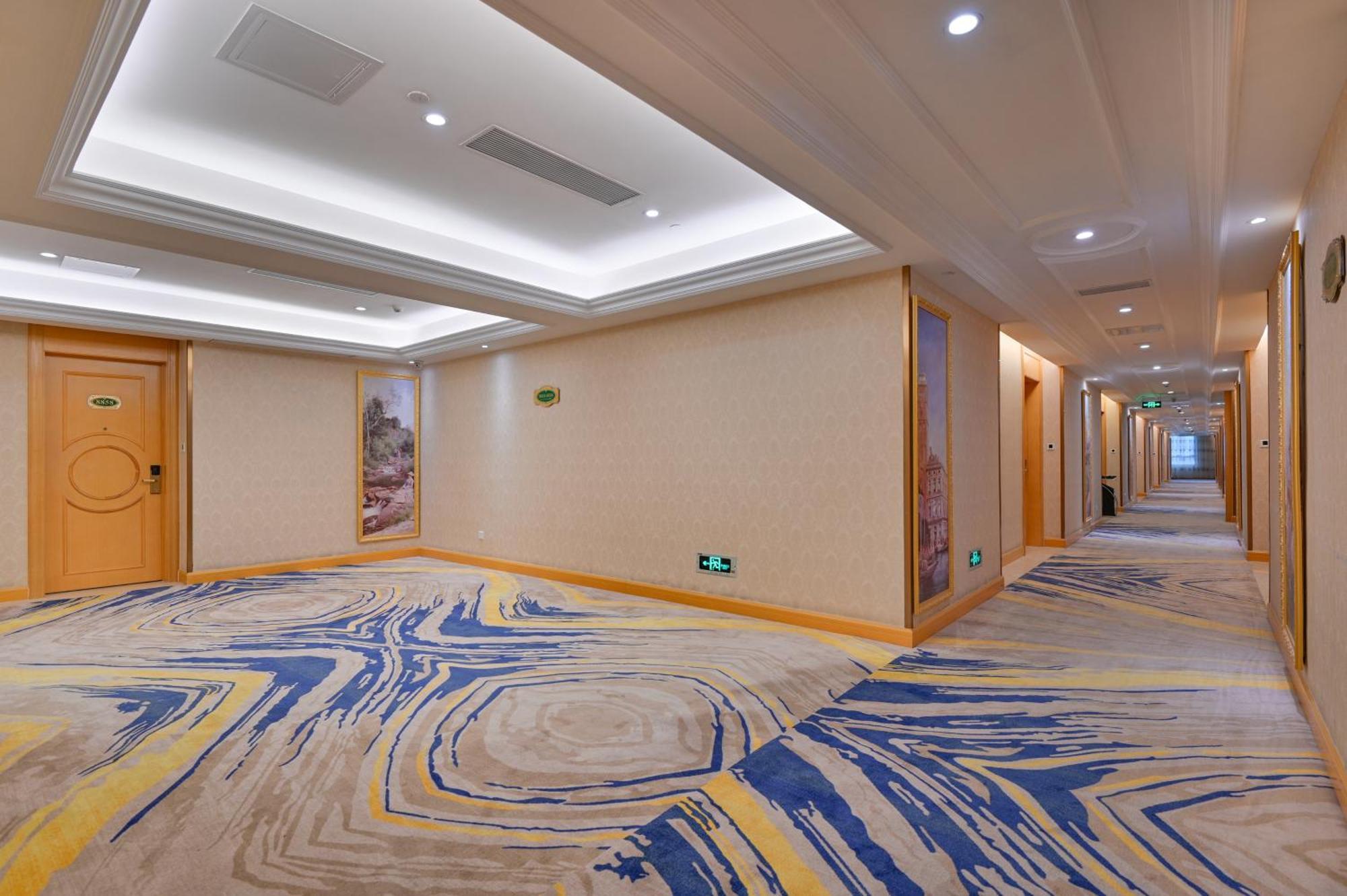 Vienna International Hotel Guangzhou Baiyun International Conference Center מראה חיצוני תמונה