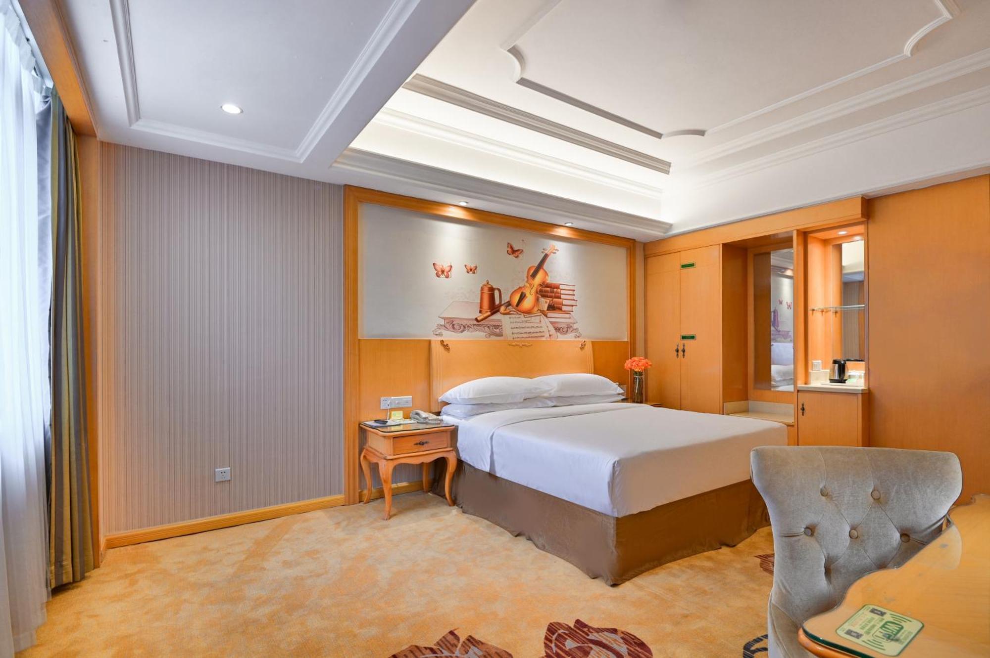 Vienna International Hotel Guangzhou Baiyun International Conference Center מראה חיצוני תמונה